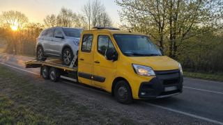 Laweta z SUV-em o wschodzie słońca – Łomża